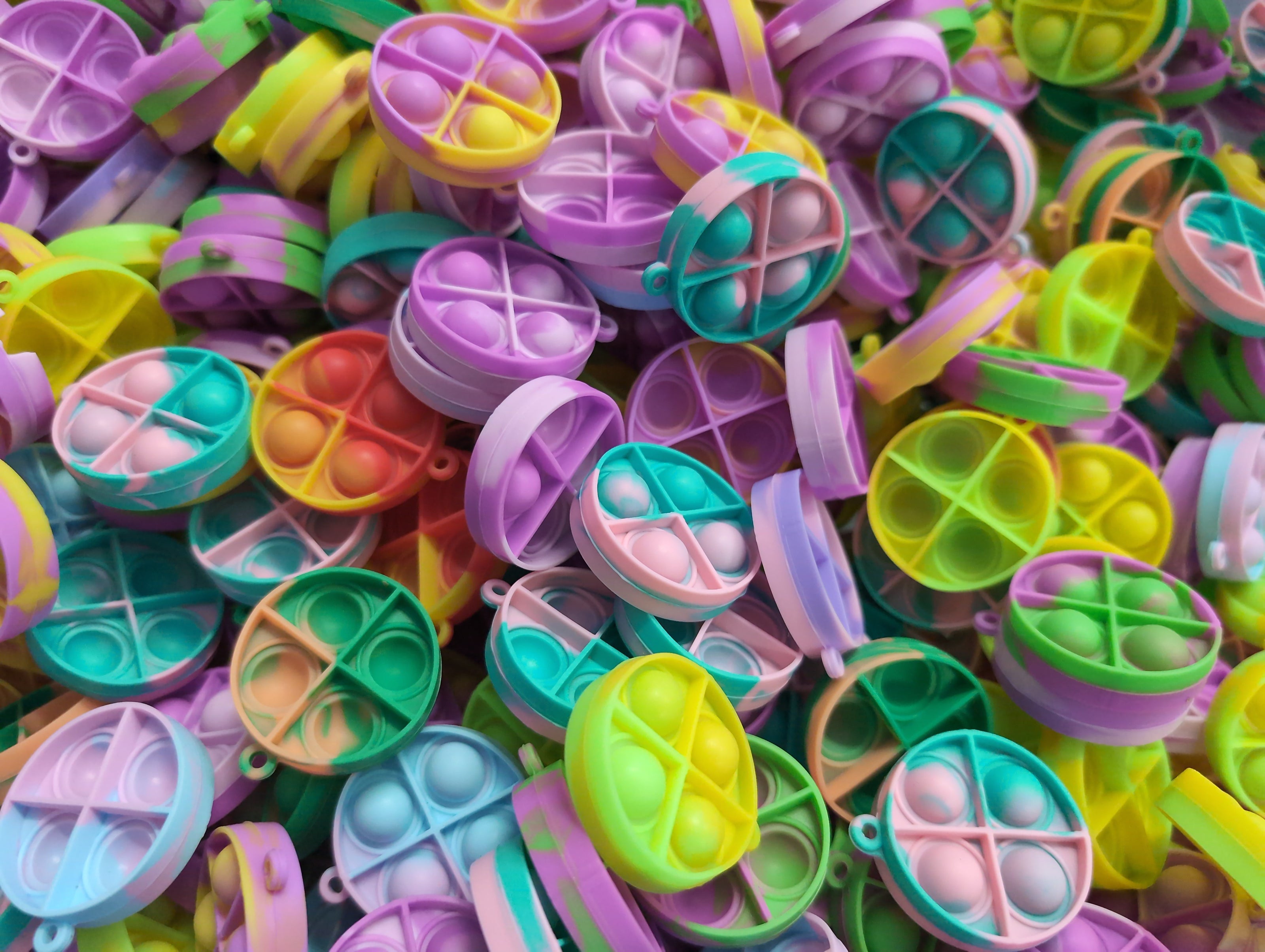 Mini Keychain Popper Round - Sensory Kingdom