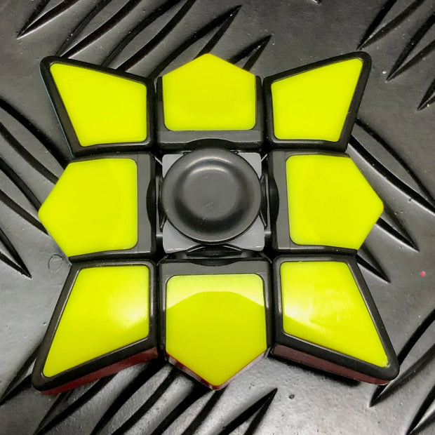 Yellow & White Cube Spinner - Sensory Kingdom